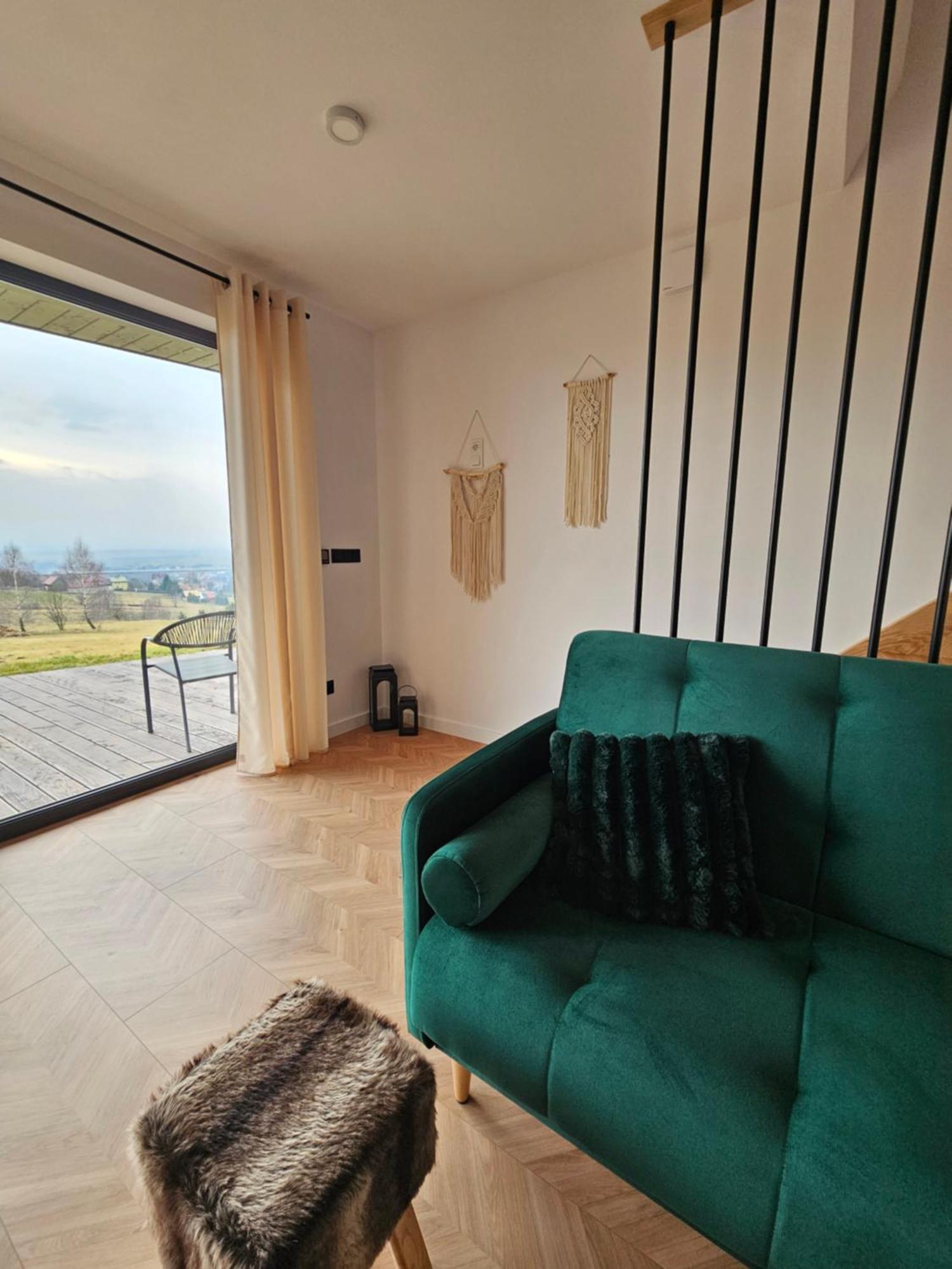 Okno Na Gory Apartamento Klikuszowa Exterior foto